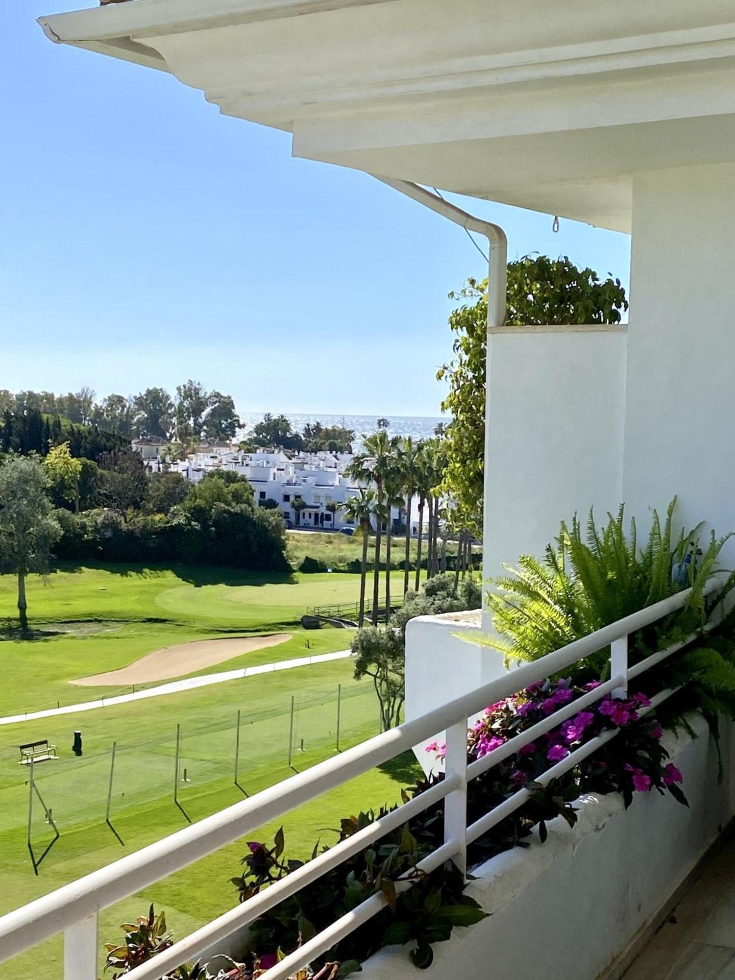 Apartmán Duplex Vistas Al Golf Guadalmina Marbella